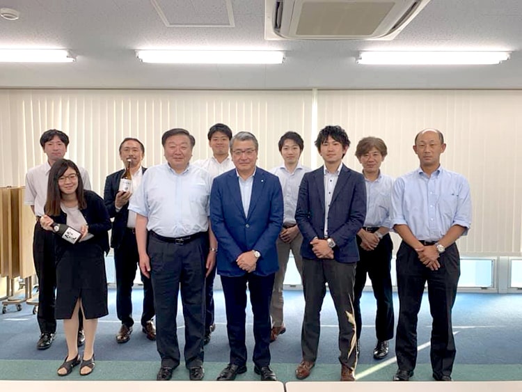 日本名門酒会を訪問